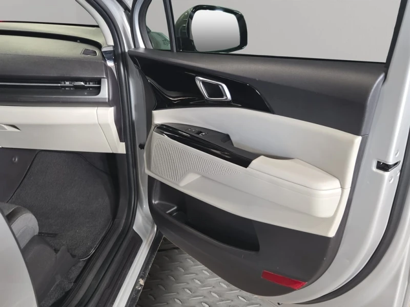 Kia Carnival * FWD * CARFAX * БЕЗ ПЪРВОНАЧАЛНА ВНОСКА, снимка 11 - Автомобили и джипове - 53442227