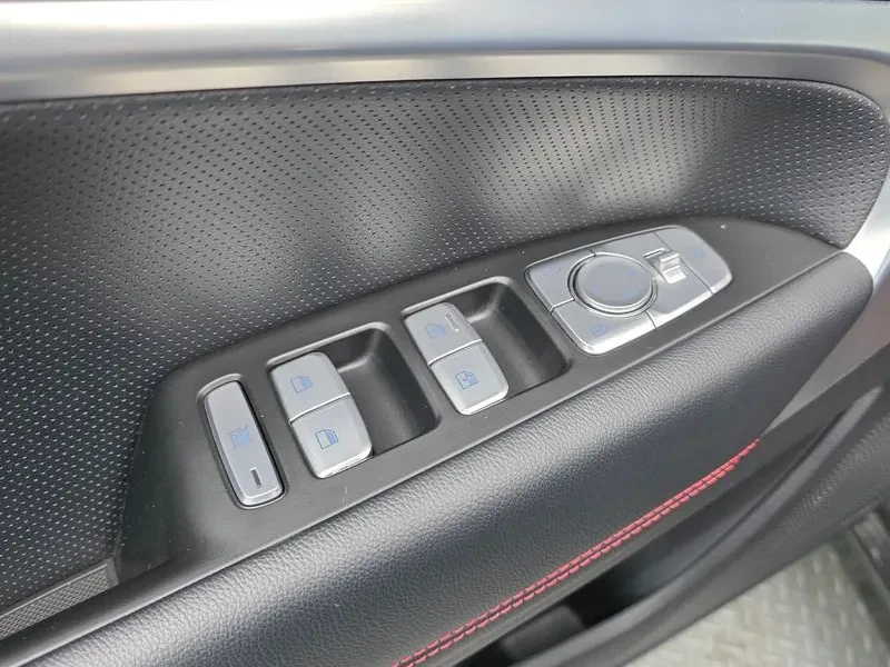 Genesis G70 3.3T/SPORT PACK/�������/���������/����� | Mobile.bg � ����������� 12