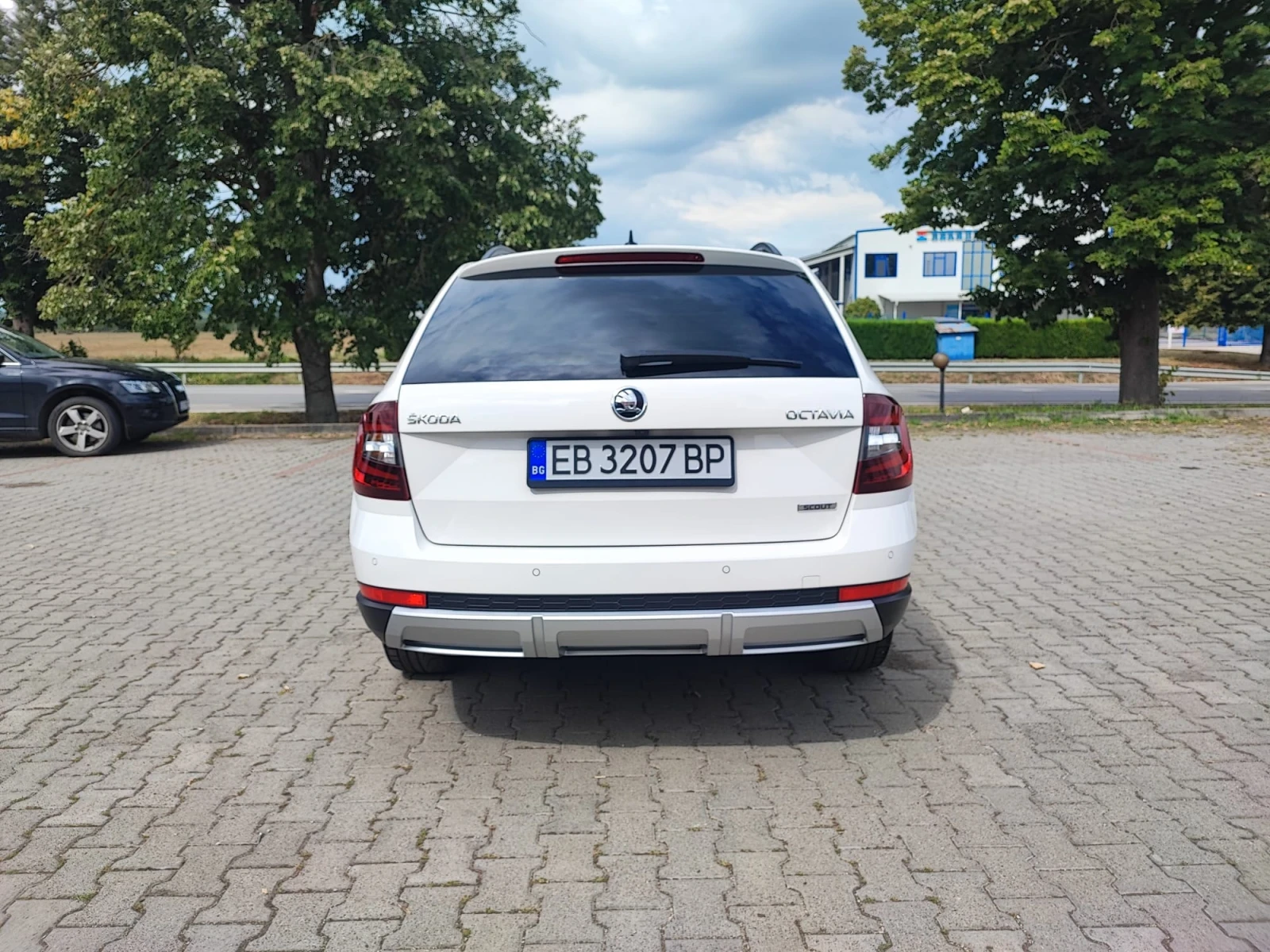 Skoda Octavia SCOUT 2.0 150hp - изображение 8