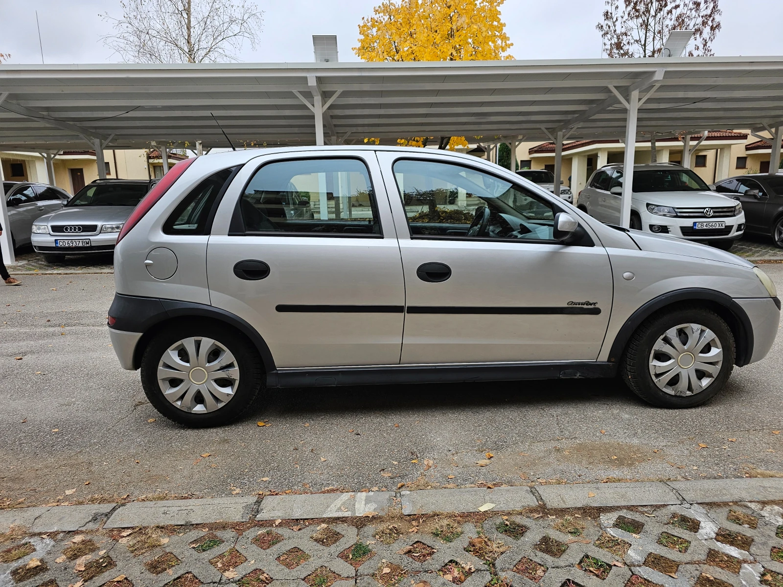 Opel Corsa 1.2 avtomat klima - изображение 4