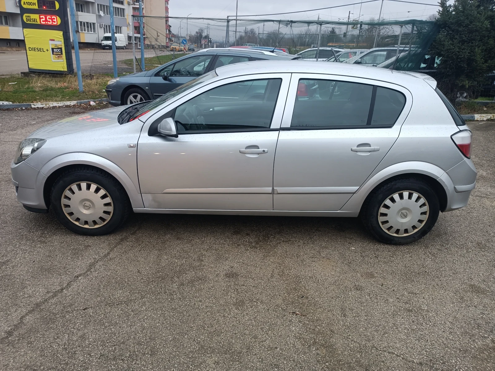 Opel Astra 1.7 - изображение 5