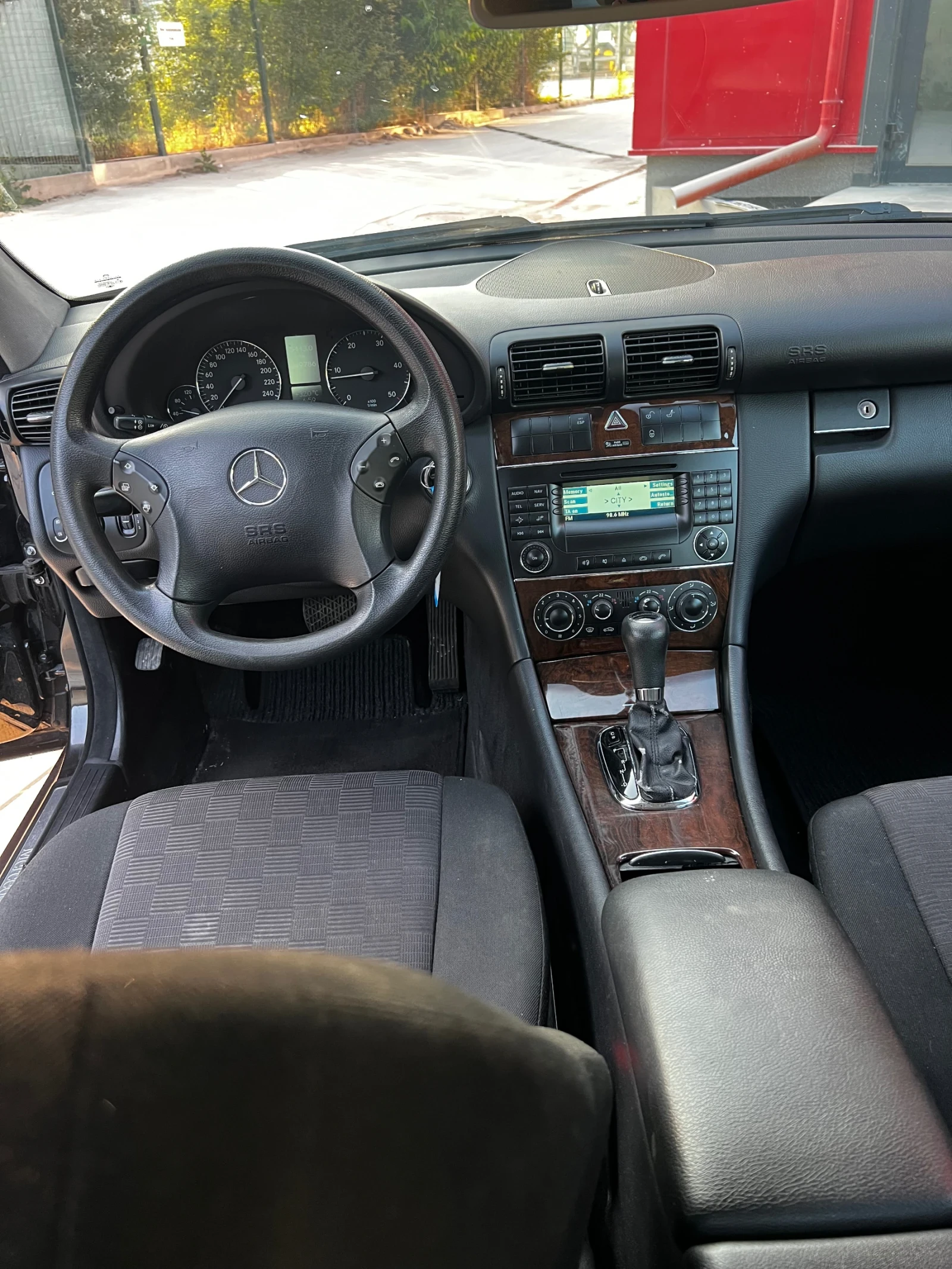 Mercedes-Benz C 220 220 cdi 150 hp classic avtomatik - изображение 8