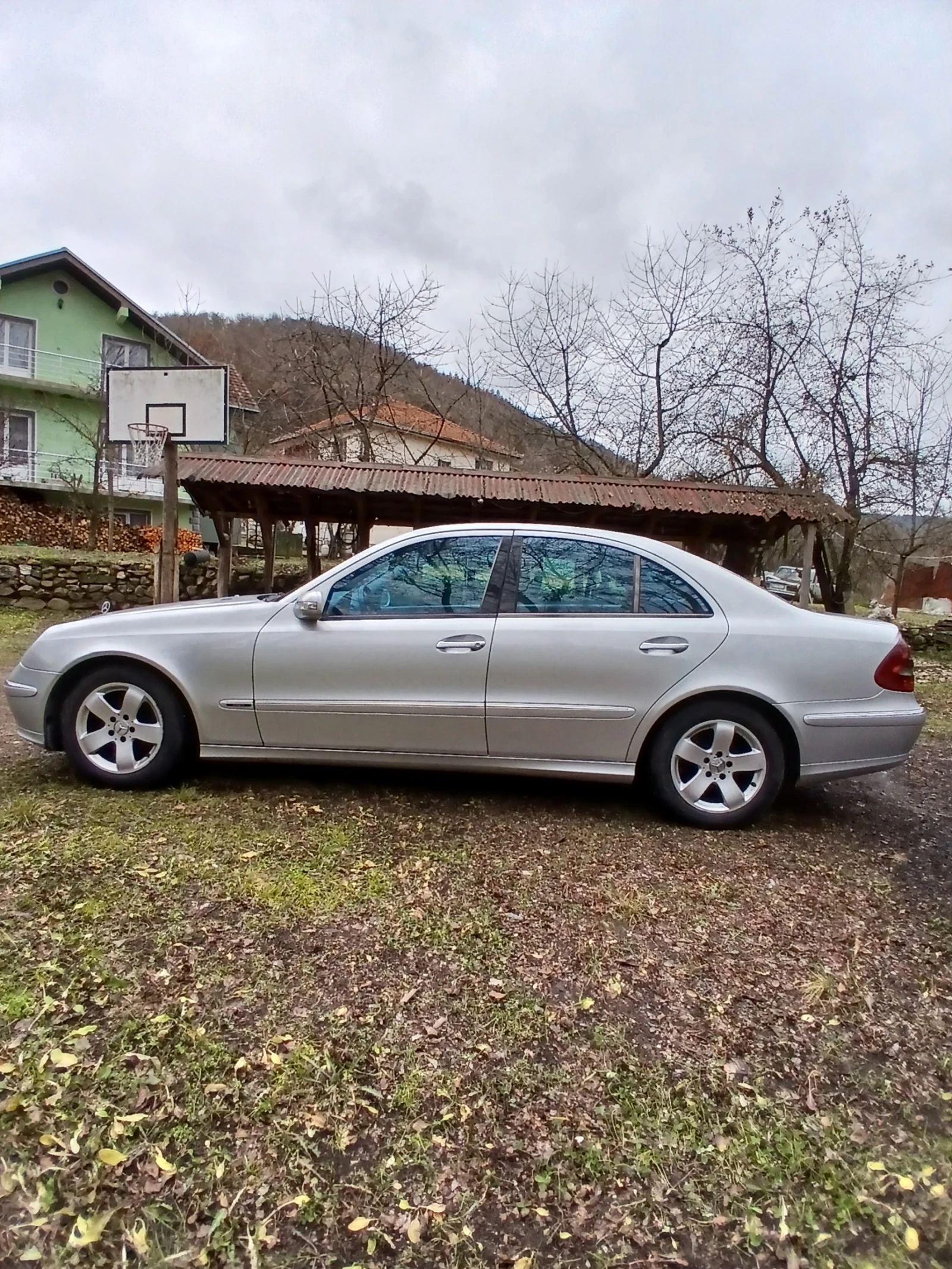 Mercedes-Benz E 220 Avangard cdi - изображение 9