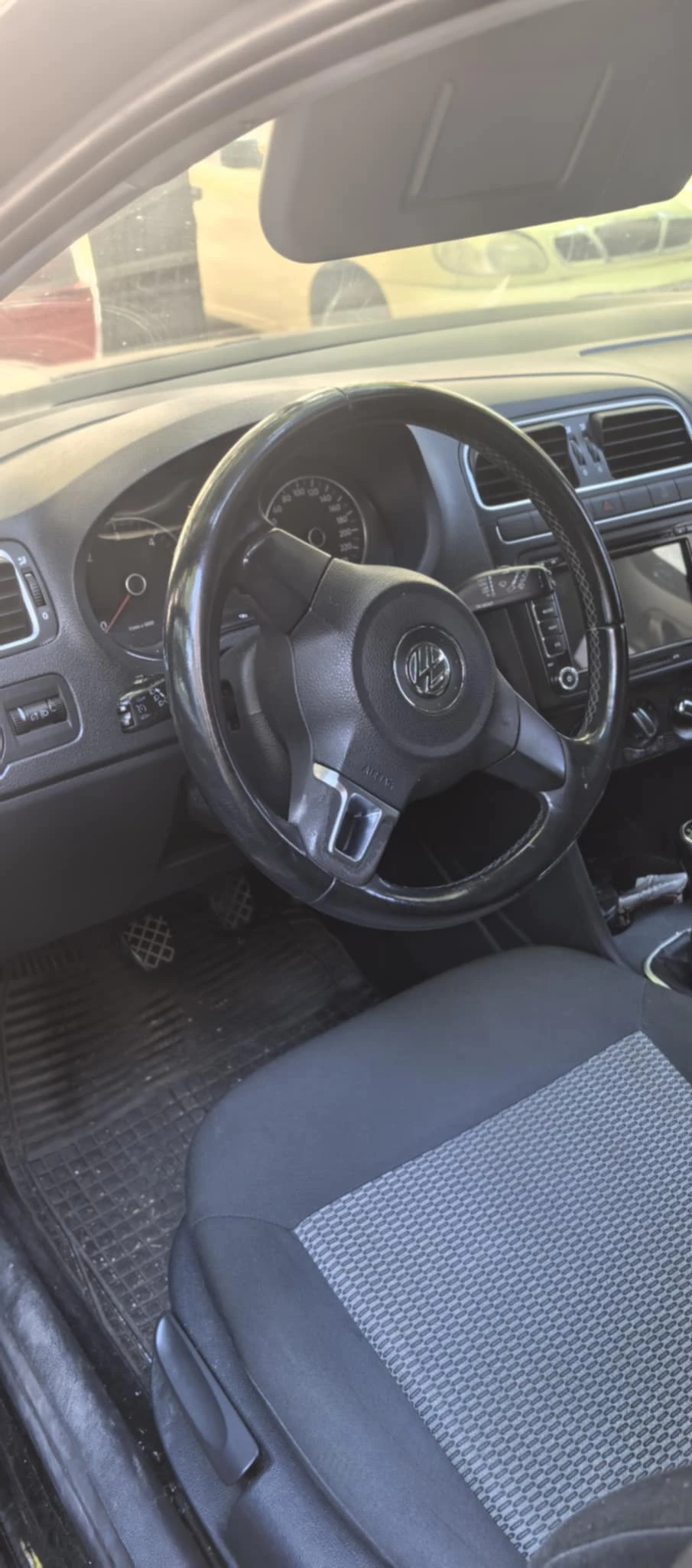 VW Polo  - изображение 7