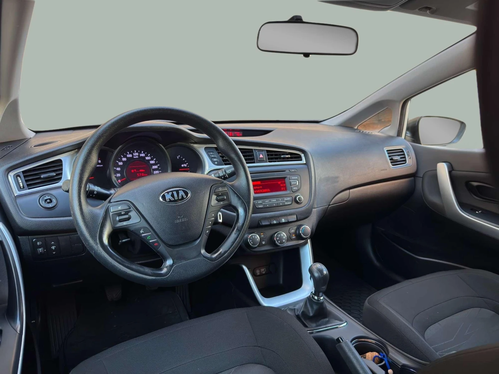 Kia Ceed 1.4 CVVT Facelift N1 - изображение 9