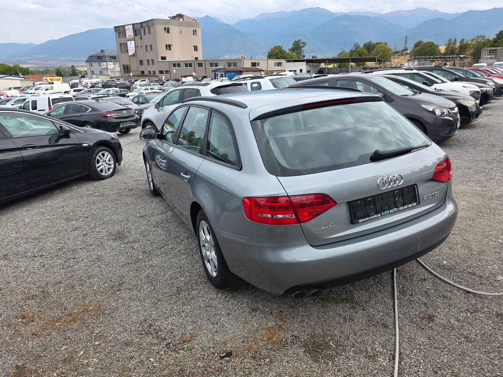 Audi A4 2.0TDI 143k.c avtomarik - изображение 5