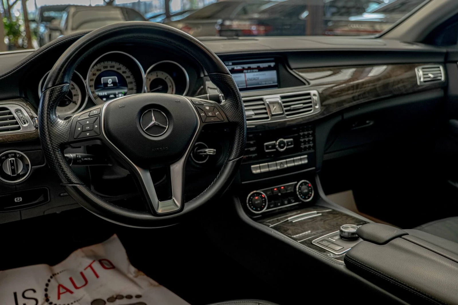 Mercedes-Benz CLS 350 AMG/Камера/Lane Assist/FullLed/Attention Assist/Ши - изображение 10