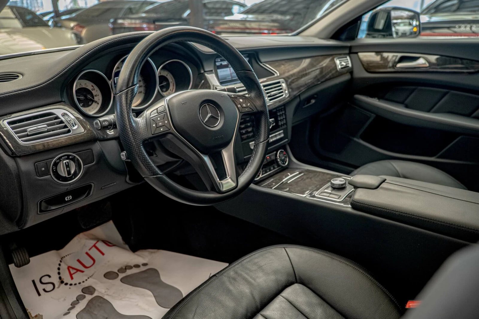 Mercedes-Benz CLS 350 AMG/Камера/Lane Assist/FullLed/Attention Assist/Ши - изображение 9