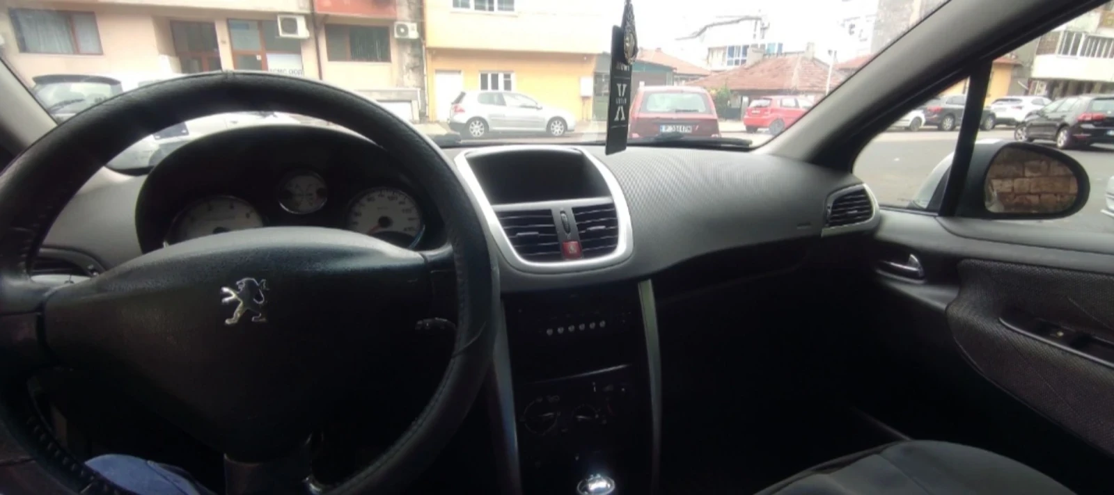 Peugeot 207 SW - изображение 7