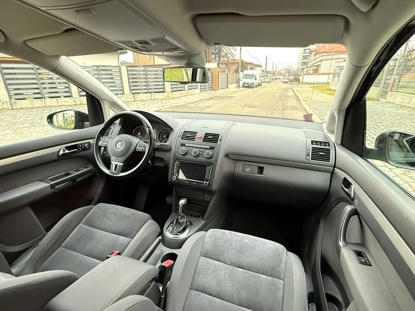 VW Touran AVTOMAT-6+ 1-���������-NAVI-TOP | Mobile.bg � ����������� 12