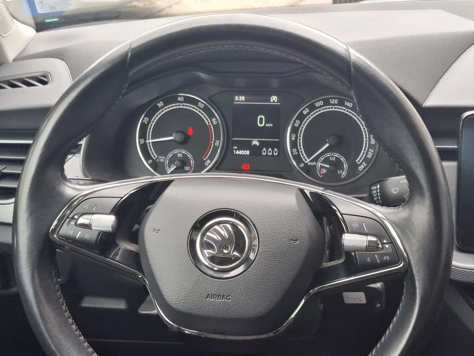 Skoda Scala 1.0 TSI, снимка 8 - Автомобили и джипове - 53946124