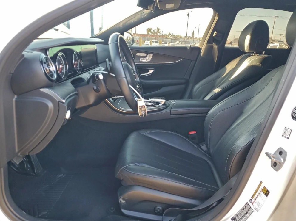 Mercedes-Benz E 450 АВТОКРЕДИТ, снимка 7 - Автомобили и джипове - 54166314