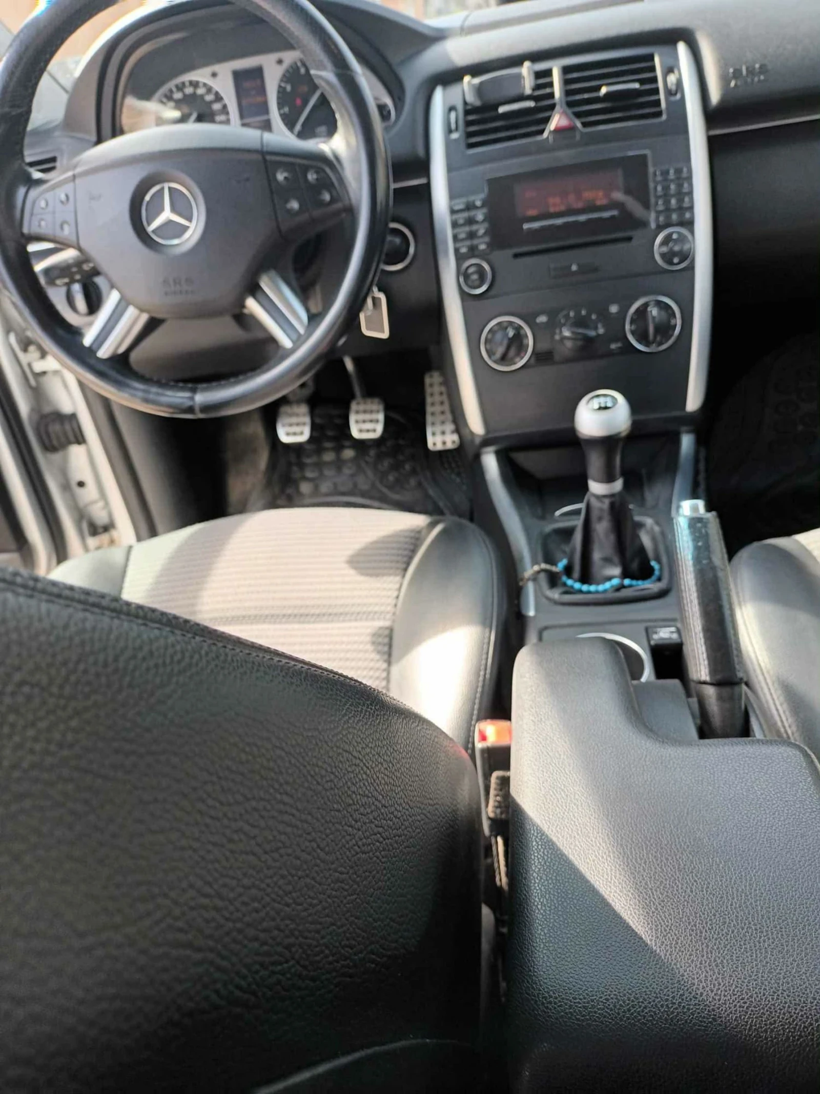 Mercedes-Benz B 200 2.0, снимка 4 - Автомобили и джипове - 54166970