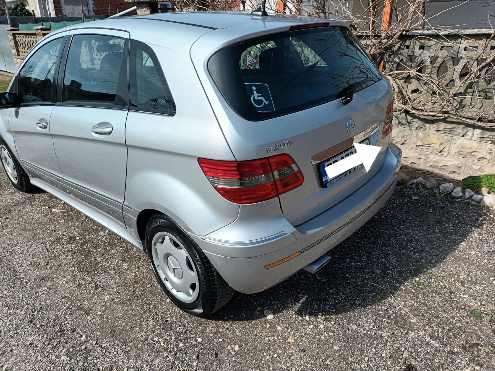 Mercedes-Benz B 200 2.0, снимка 2 - Автомобили и джипове - 54166970