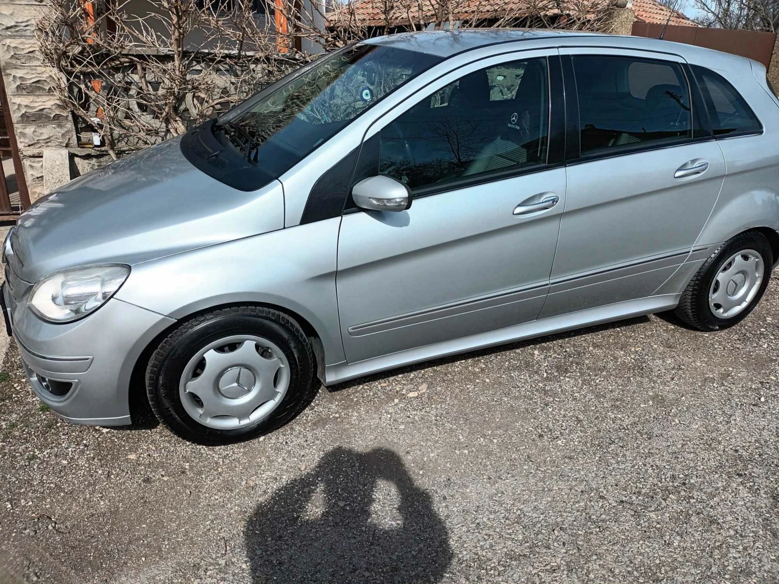 Mercedes-Benz B 200 2.0, снимка 3 - Автомобили и джипове - 54166970