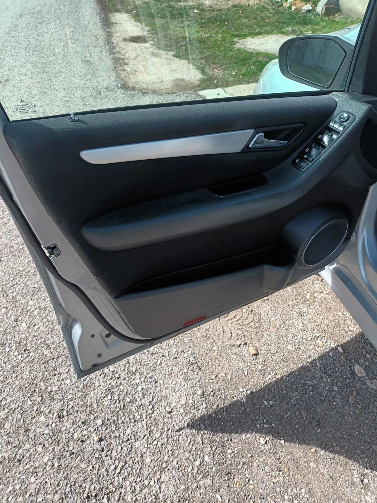 Mercedes-Benz B 200 2.0, снимка 6 - Автомобили и джипове - 54166970