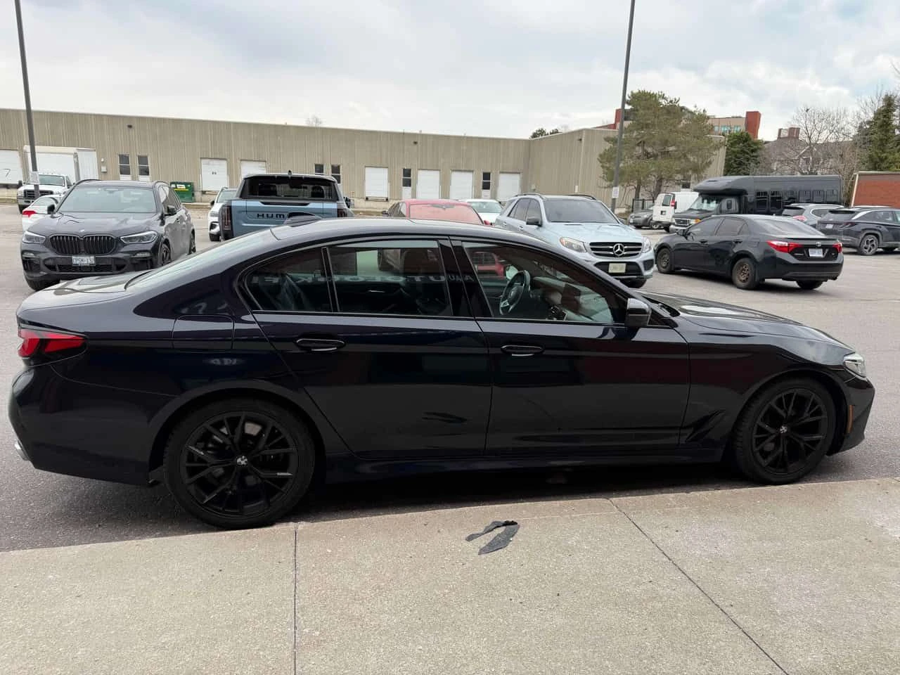 BMW 530 i xDrive/CARFAX/ШИБИДАХ/ПОДГРЕВИ, снимка 4 - Автомобили и джипове - 54172661