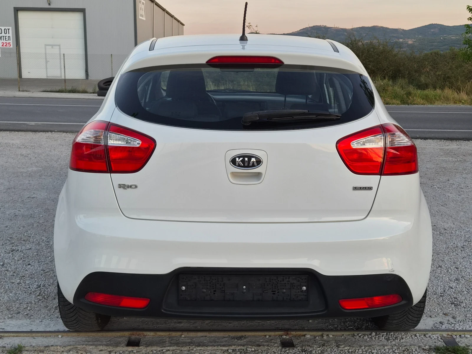 Kia Rio 1, 4 d 90k.c. | Mobile.bg � ����������� 6