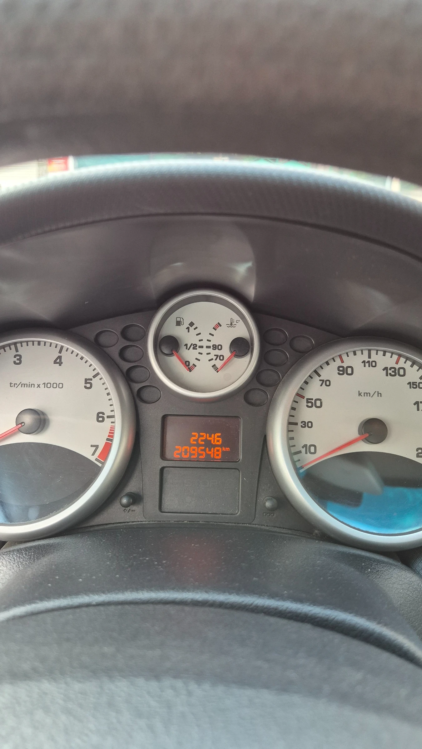 Peugeot 207 Газ-бензин , снимка 3 - Автомобили и джипове - 56161740