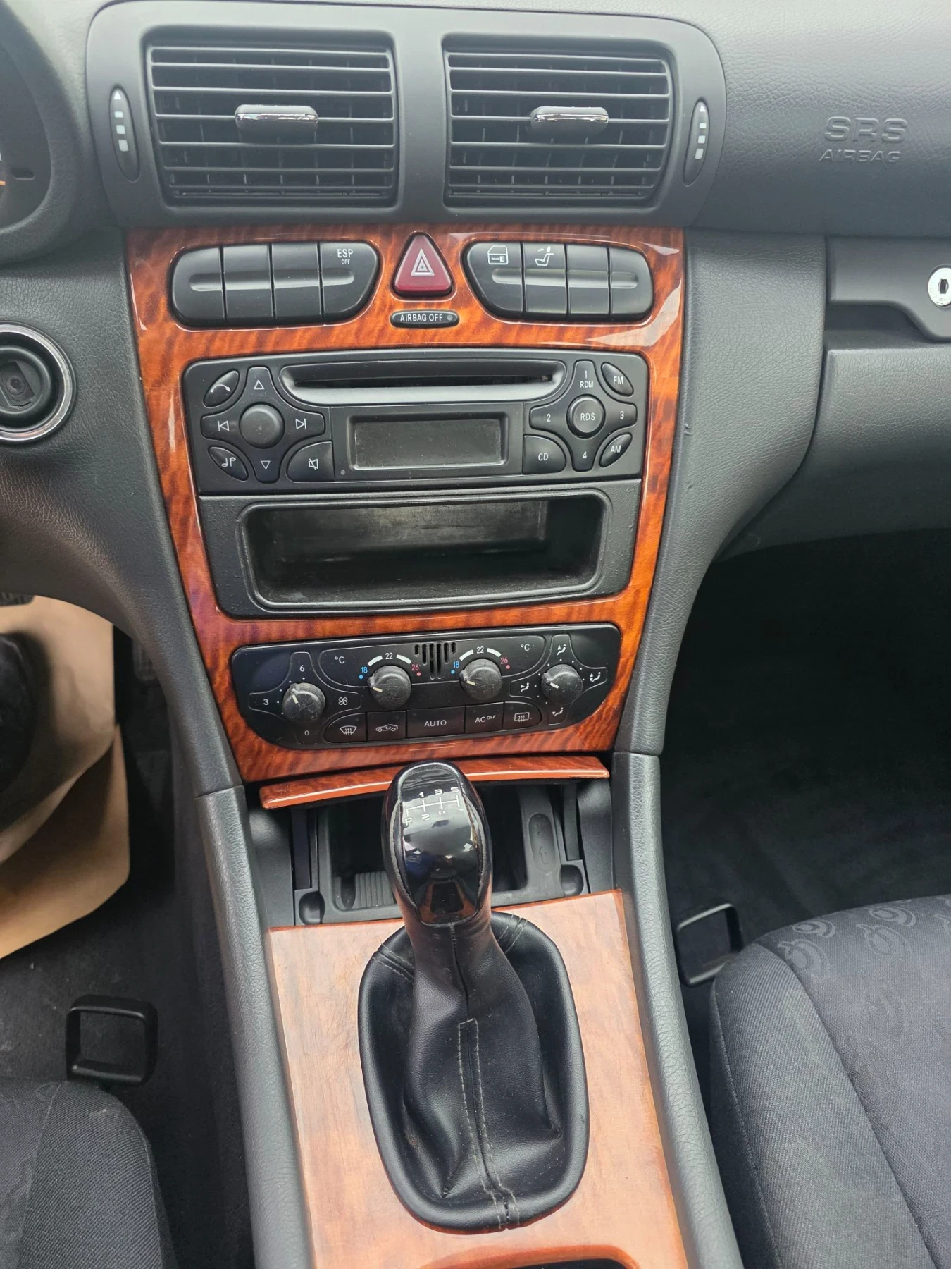 Mercedes-Benz C 200 Климатроник Темпомат Подгрев , снимка 14 - Автомобили и джипове - 56203066