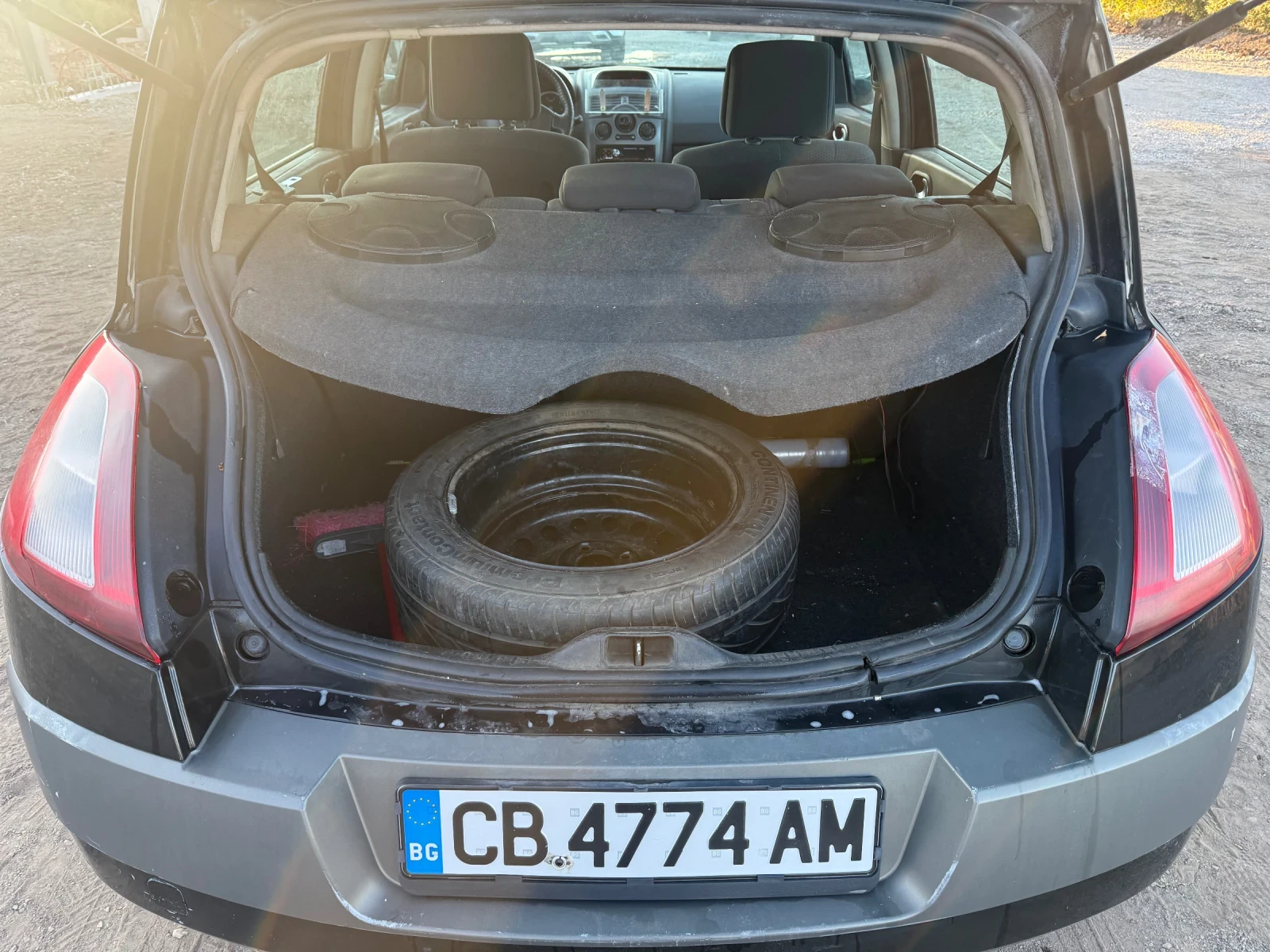 Renault Megane 1.6 ГАЗ+ БЕНЗИН, снимка 8 - Автомобили и джипове - 56297554