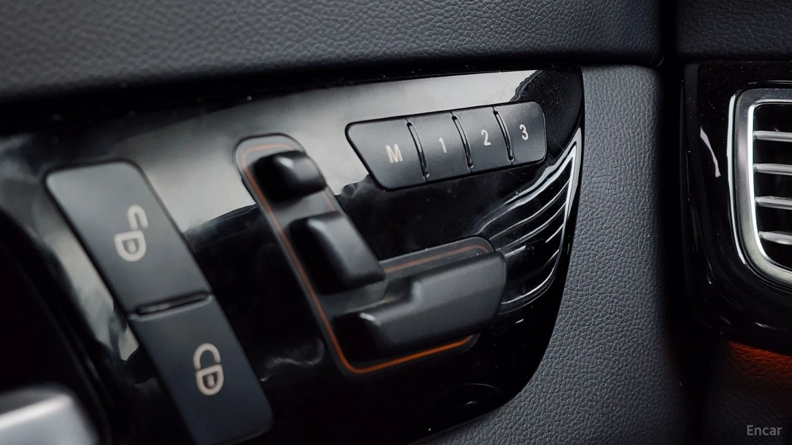 Mercedes-Benz CLS 63 AMG BLACK EDITION* �����* HARMAN* CARBON* ������ ���� | Mobile.bg � ����������� 11