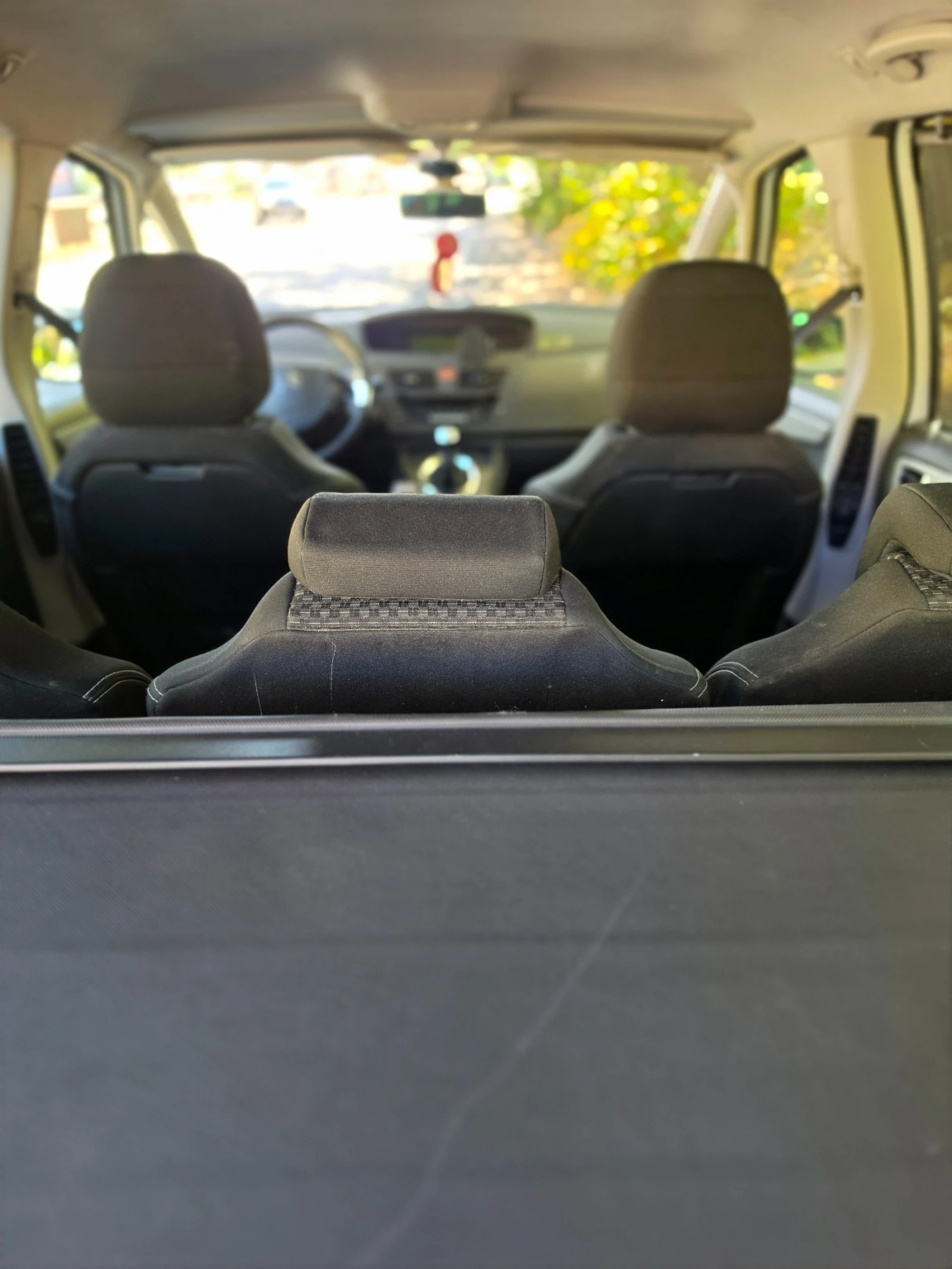 Citroen Grand C4 Picasso 1.6, 112�.�, 6_�������� | Mobile.bg � ����������� 17