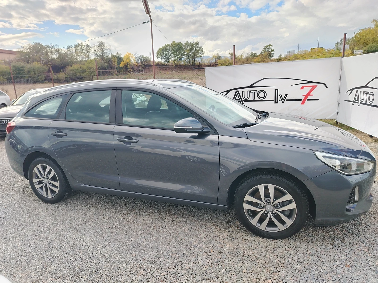 Hyundai I30 1.6 CRDI NAVI, CAMERA | Mobile.bg � ����������� 4