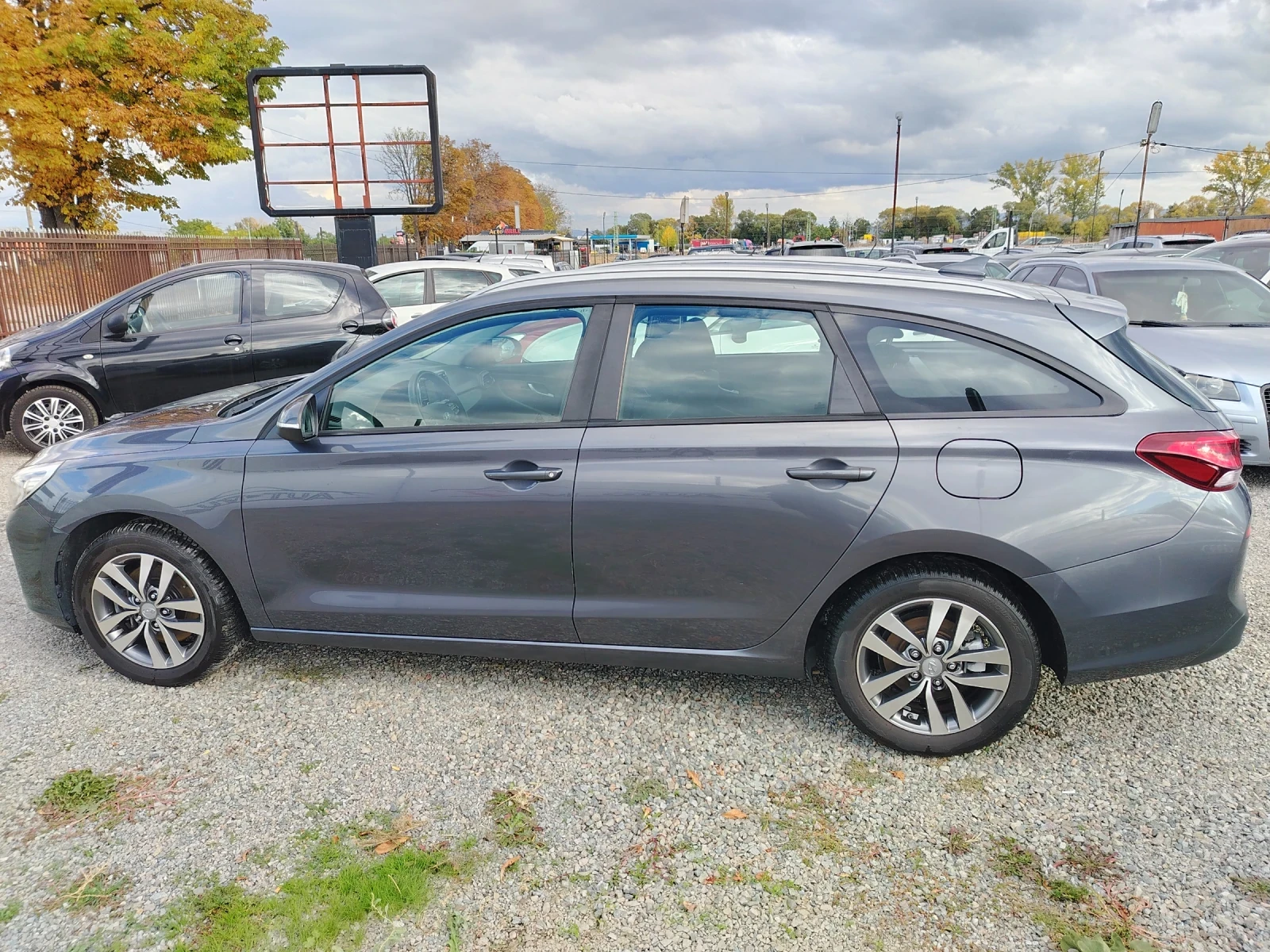 Hyundai I30 1.6 CRDI NAVI, CAMERA | Mobile.bg � ����������� 8