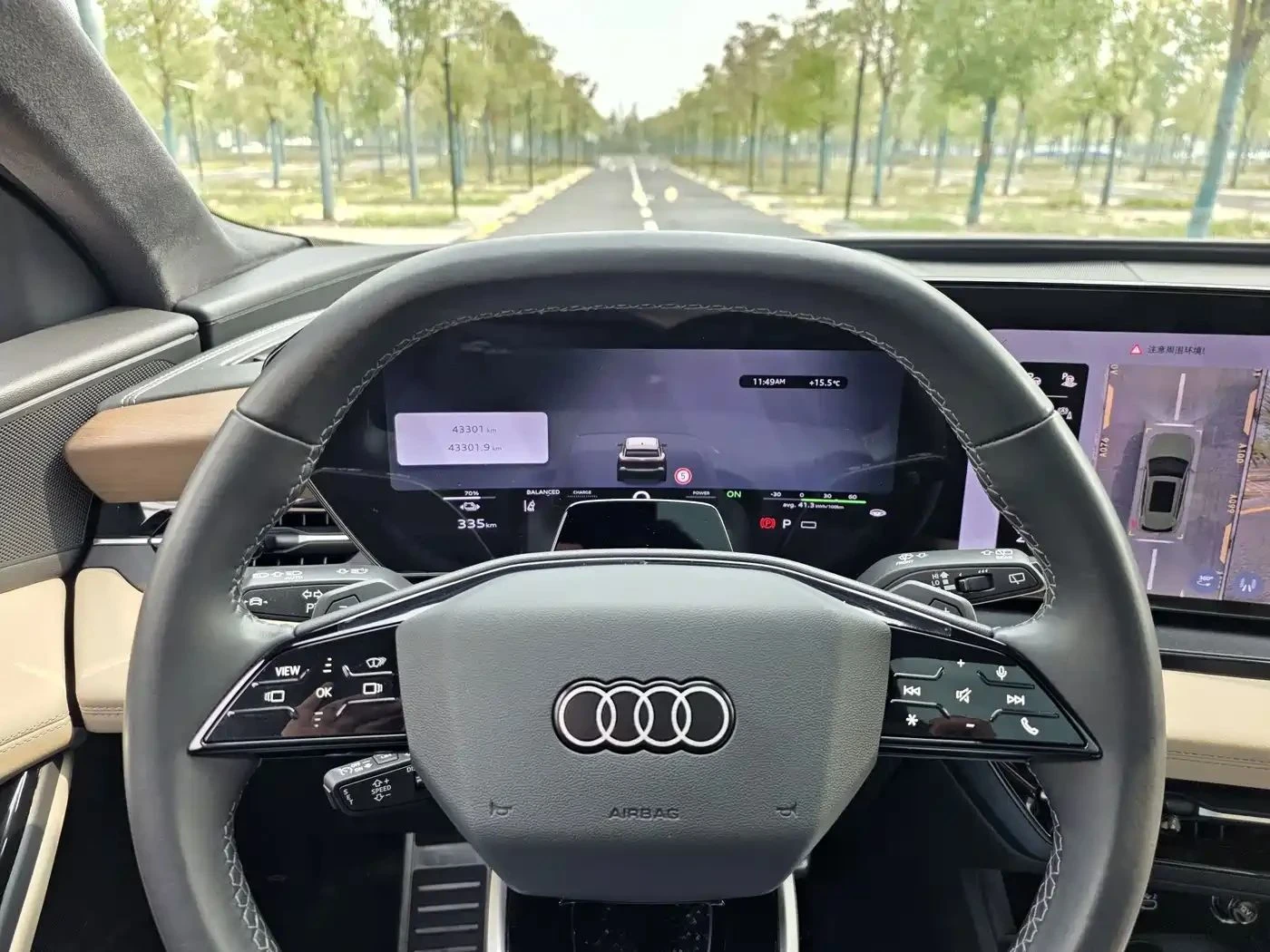 Audi E-Tron, снимка 9 - Автомобили и джипове - 56689618