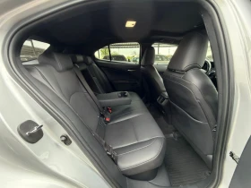 Lexus UX 250h Luxury/4x4/360Camera/HUD/ML Sound/В гаранция , снимка 17