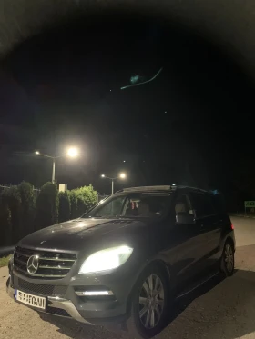 Mercedes-Benz ML 350 4x4, PANORAMA, OFFROAD PACKAGE, AIRMATIC, снимка 3