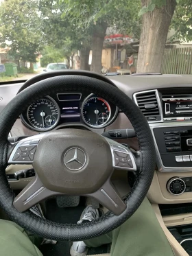 Mercedes-Benz ML 350 4x4, PANORAMA, OFFROAD PACKAGE, AIRMATIC, снимка 9