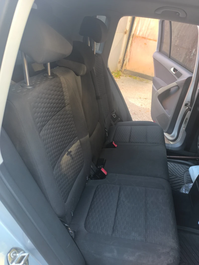 VW Tiguan, снимка 7 - Автомобили и джипове - 51322403