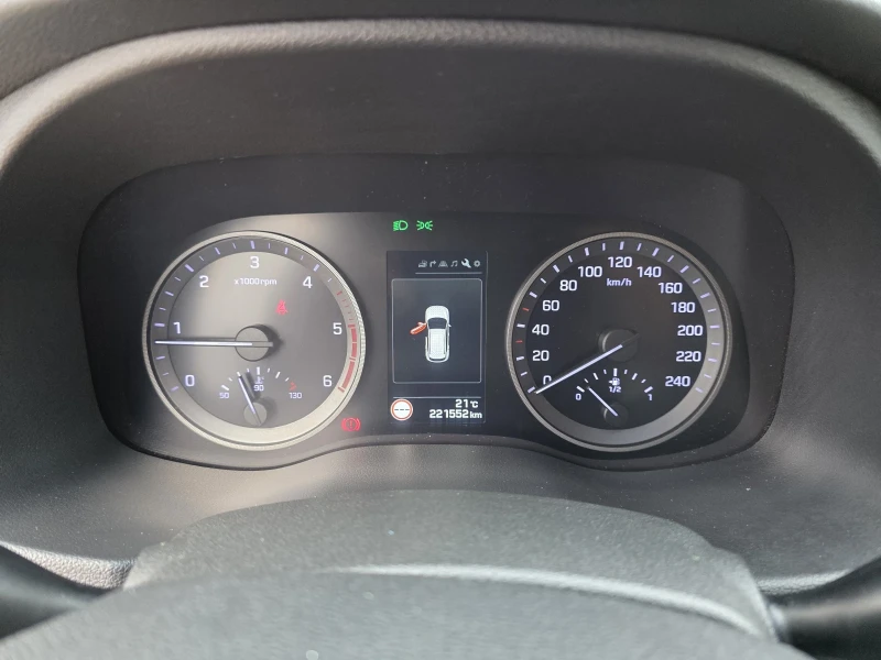 Hyundai Tucson 1.7CRDI, снимка 16 - Автомобили и джипове - 51199698