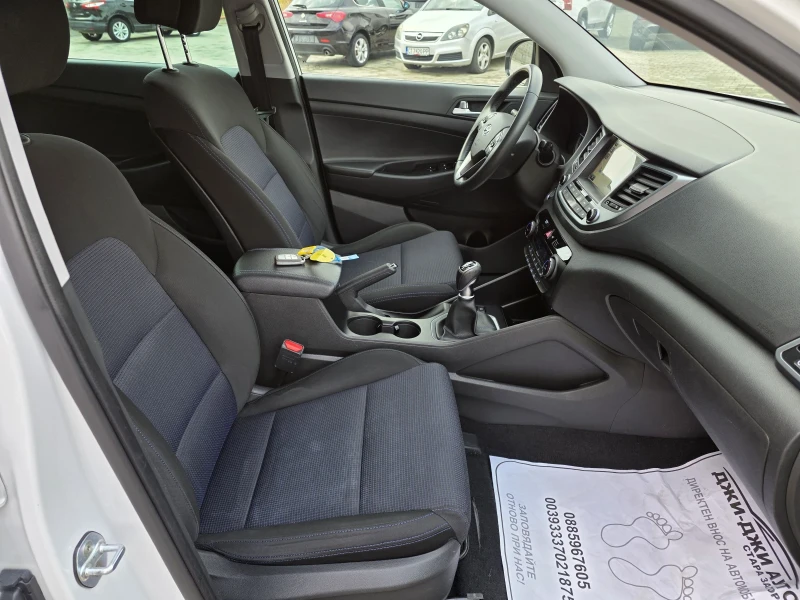 Hyundai Tucson 1.7CRDI, снимка 10 - Автомобили и джипове - 51199698
