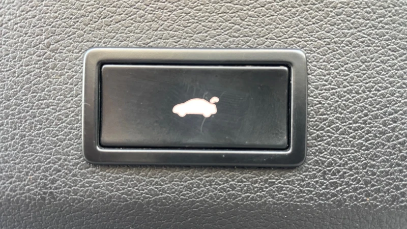 Audi Q7 4.2tdi S-LINE 7-МЕСТА, снимка 17 - Автомобили и джипове - 51728997