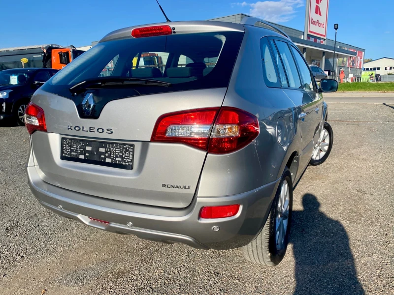 Renault Koleos, снимка 4 - Автомобили и джипове - 52123171