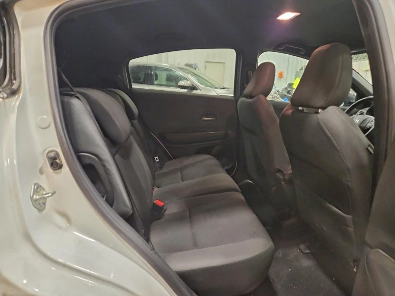 Honda Hr-v ПОДГРЕВ* КАМЕРА* КЕЙЛЕС* LANE* ASSIST, снимка 10 - Автомобили и джипове - 52963545