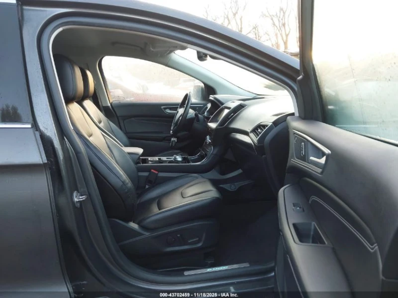 Ford Edge TITANIUM * КРАЙНА ЦЕНА* CARFAX, снимка 5 - Автомобили и джипове - 53382639