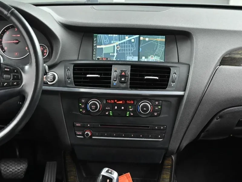 BMW X3 2.0d, снимка 14 - Автомобили и джипове - 54603104