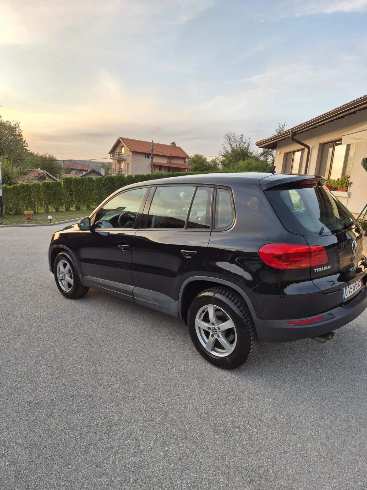 VW Tiguan 2.0 TDI 4x4 - изображение 4