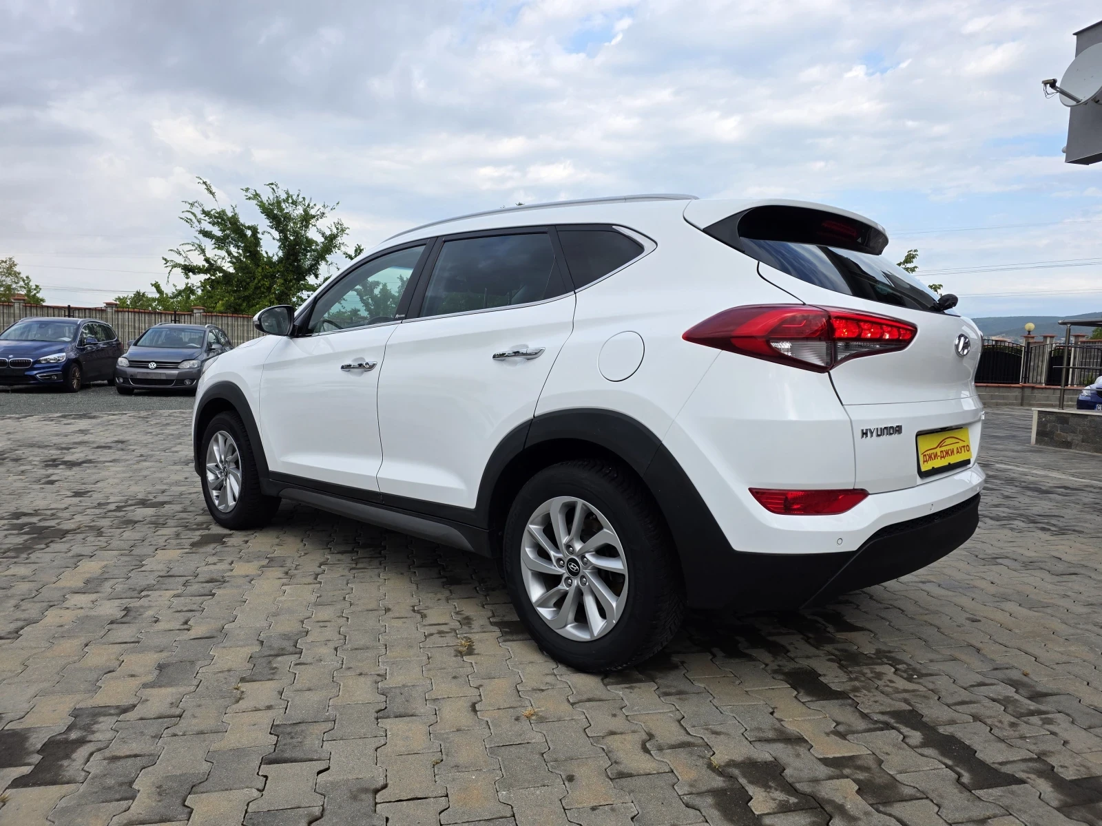 Hyundai Tucson 1.7CRDI - изображение 6