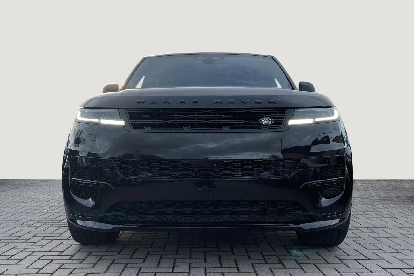 Land Rover Range Rover Sport P530 AUTOBIGRAPHY HEAD UP PANO 360 BLACK PAKET - изображение 2