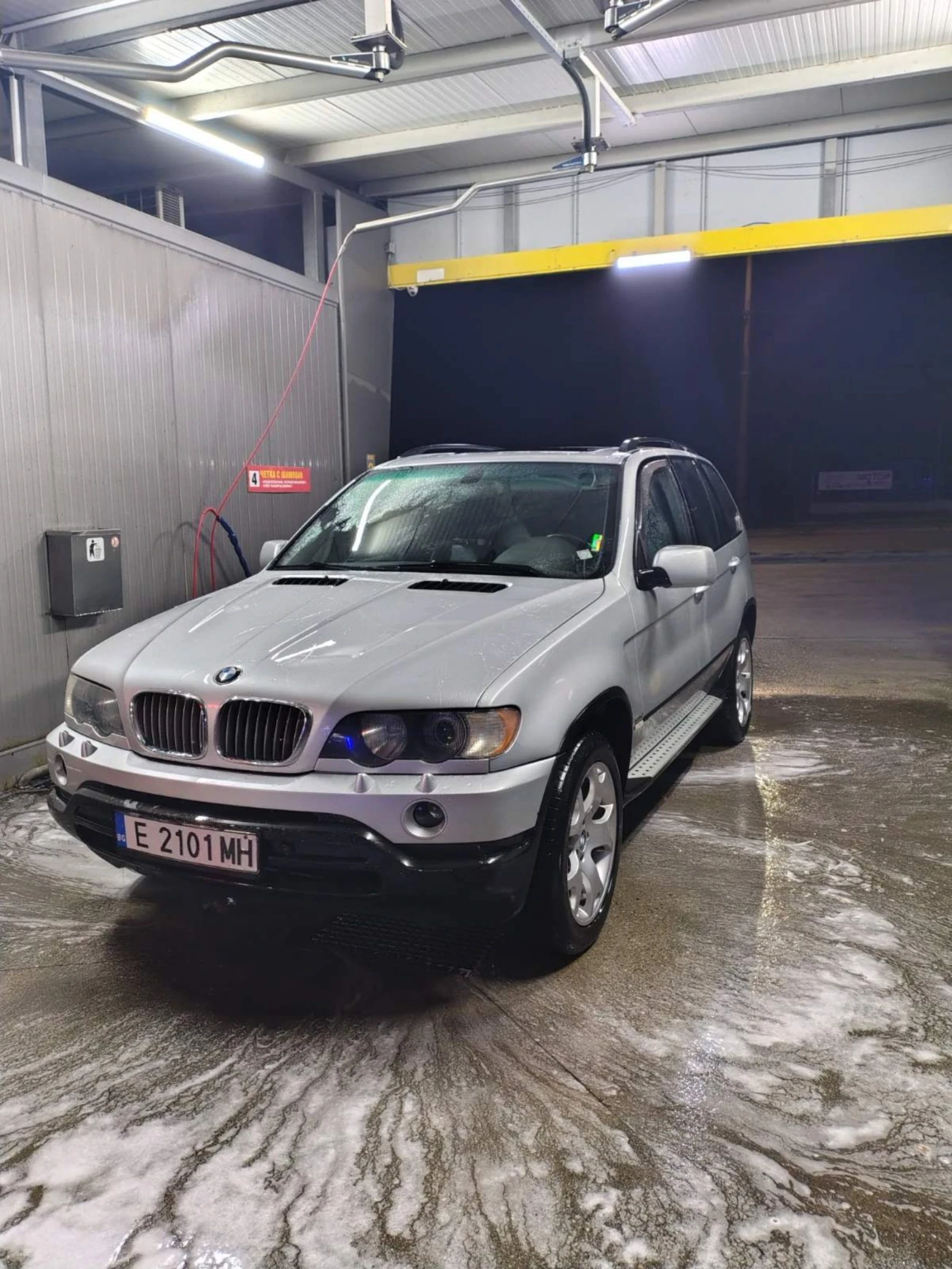 BMW X5 3.0 - изображение 10