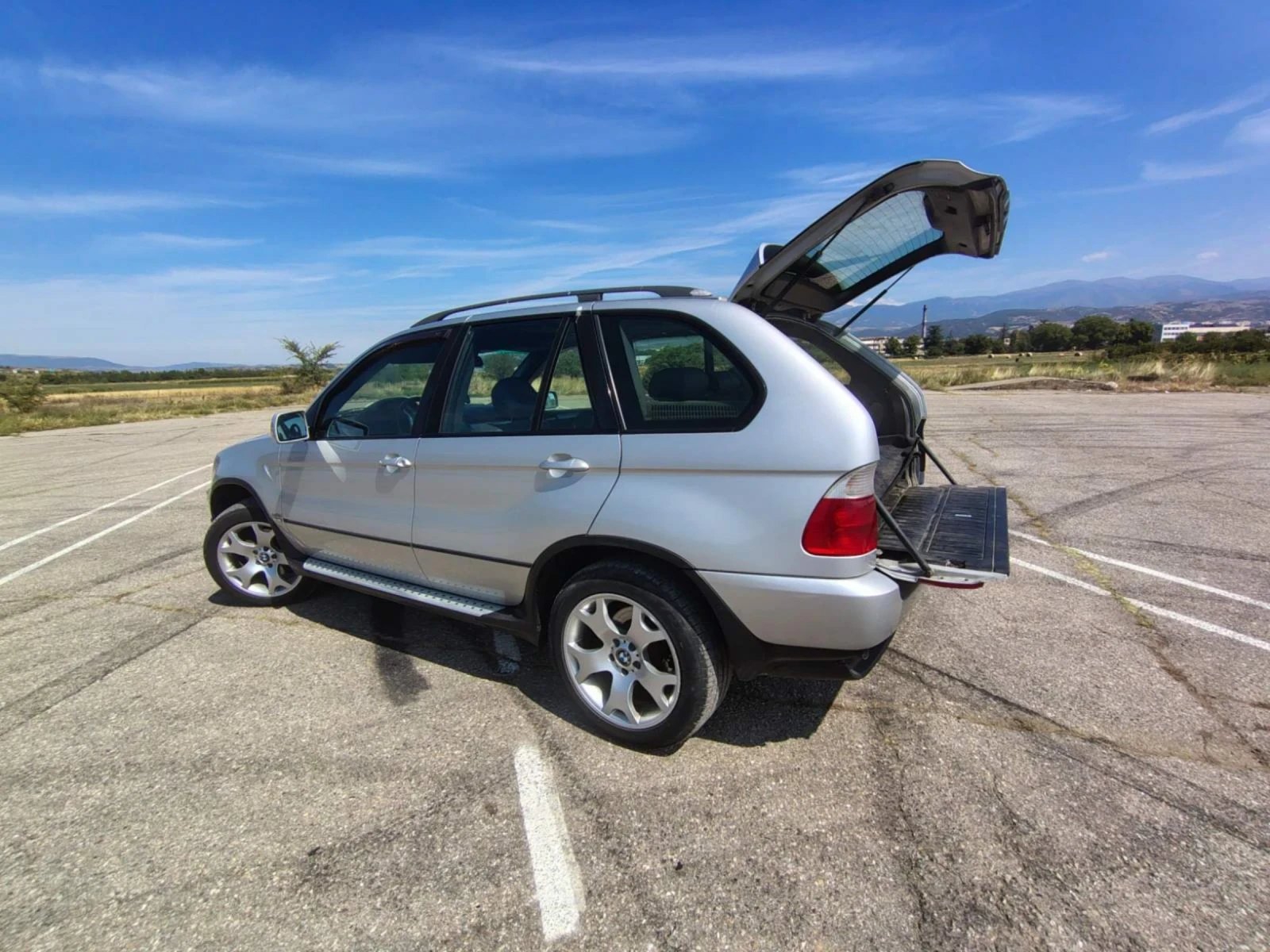 BMW X5 3.0 - изображение 5