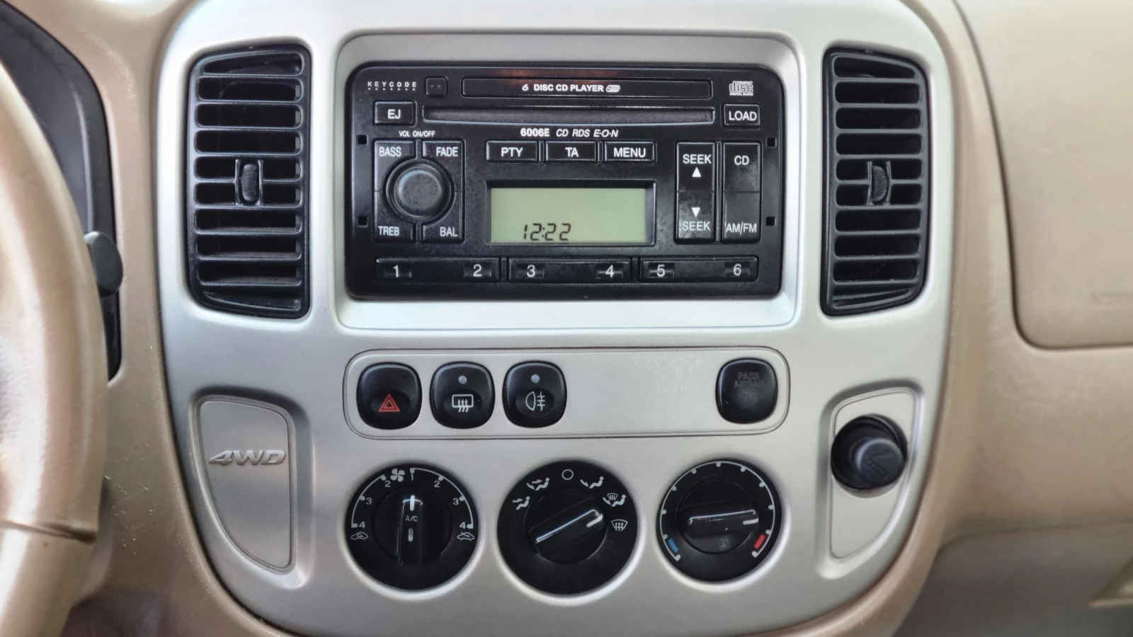 Ford Maverick 3.0I Face 4WD SWISS  - изображение 10