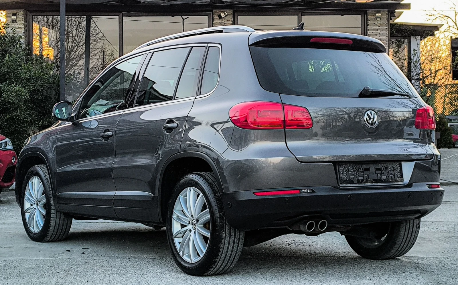 VW Tiguan 2.0TDI DSG 4-MOTION �������� ������ ������ | Mobile.bg � ����������� 4