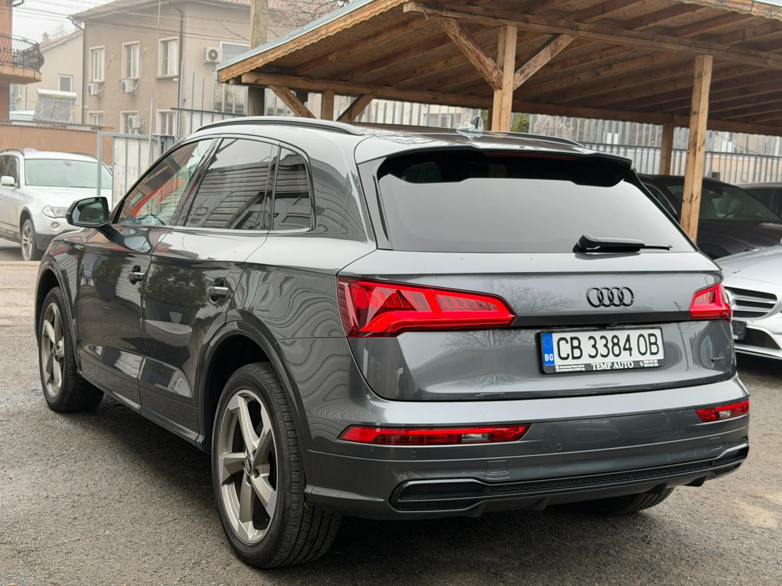 Audi Q5  190к.с* S-LINE* СЕРВИЗНА КНИЖКА С ПЪЛНА ИСТОРИЯ - изображение 7