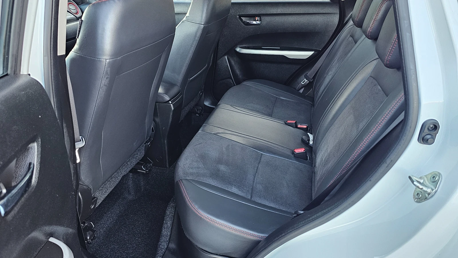 Suzuki Vitara Aut.* 4x4* LPG* Navi* LED* Kam.* ACC* Euro6 | Mobile.bg � ����������� 11